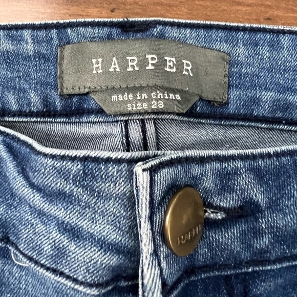 Harper Heritage Mid Rise Release Hem Jeans - Size 28 - Picture 9 of 11